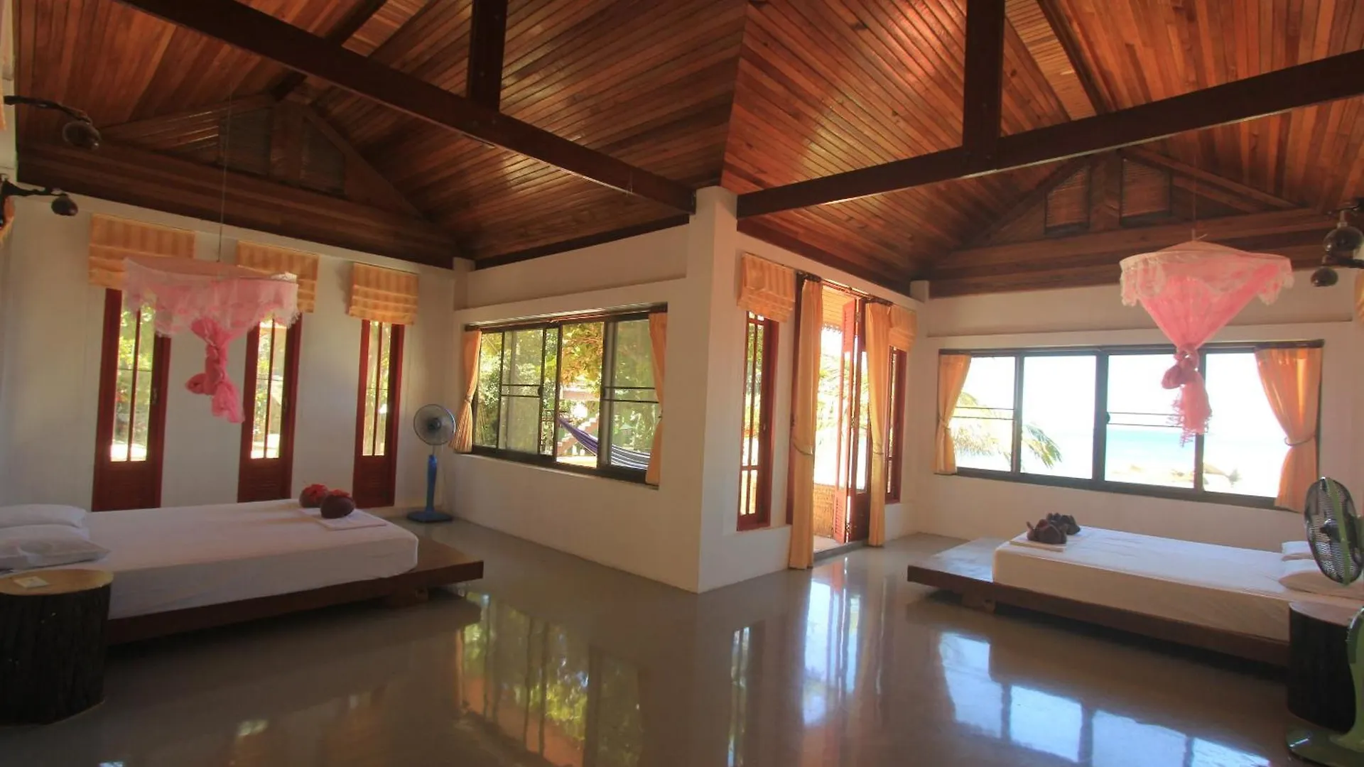 Mountain Reef Beach Resort Koh Tao