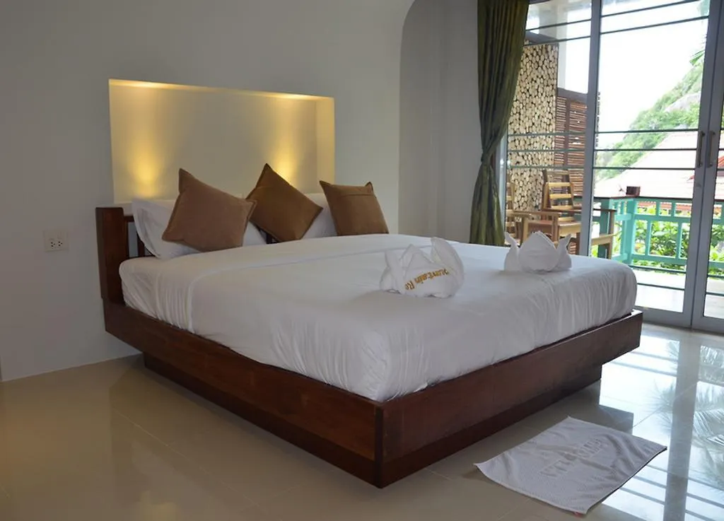 Mountain Reef Beach Resort Koh Tao