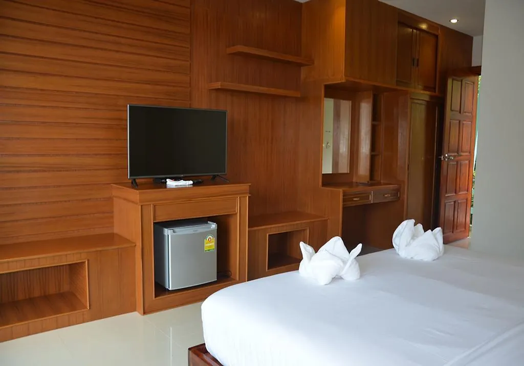 Mountain Reef Beach Resort Koh Tao 3*,
